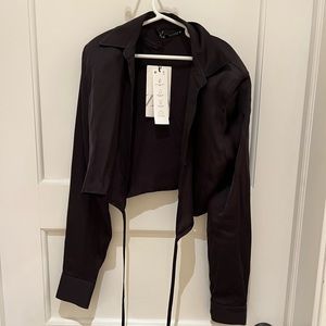 Cropped shirt with shoulder pads :)